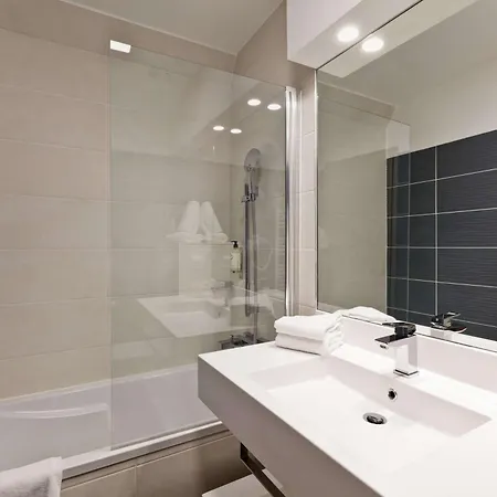 Western Crequi Part Dieu Hotel