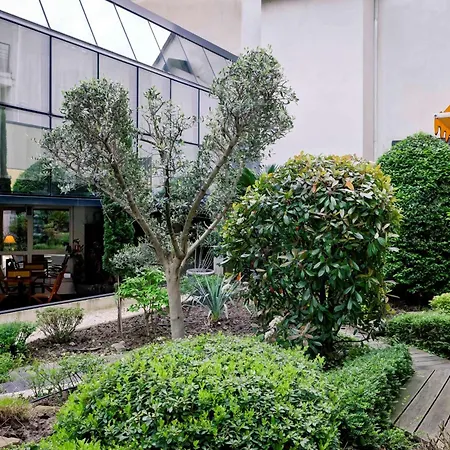 Western Crequi Part Dieu Hotel