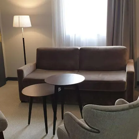 Western Crequi Part Dieu Otel